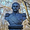 На Львовщине сняли с постамента бюст полководцу Кутузову