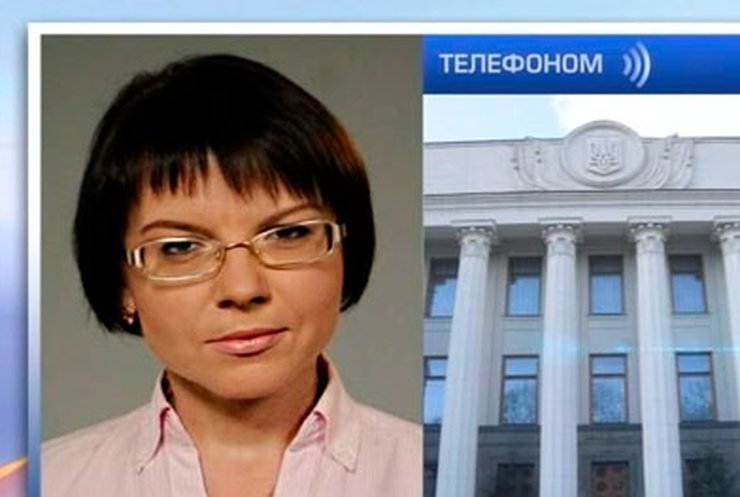 В парламенте продолжается заседание