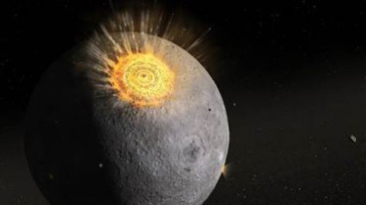 На Луну упал огромный метеорит, - ученые