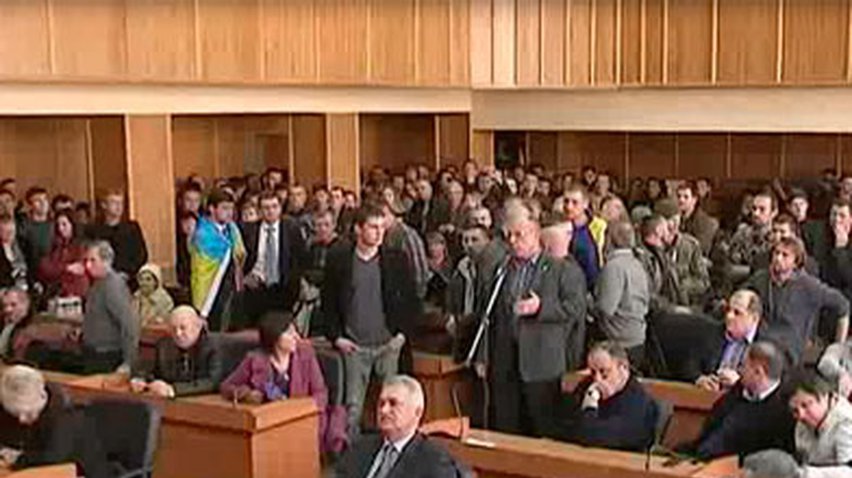 В Ужгороде под давлением активистов сняли с поста мэра