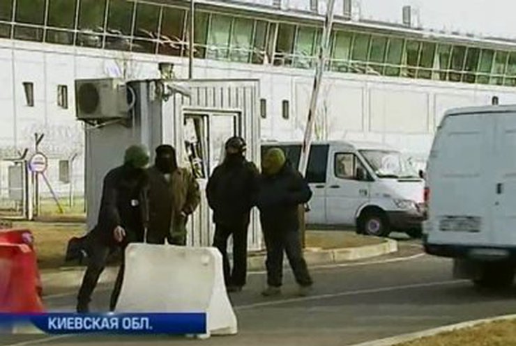 Неизвестные вооруженные люди пытались захватить аэропорт "Борисполь"