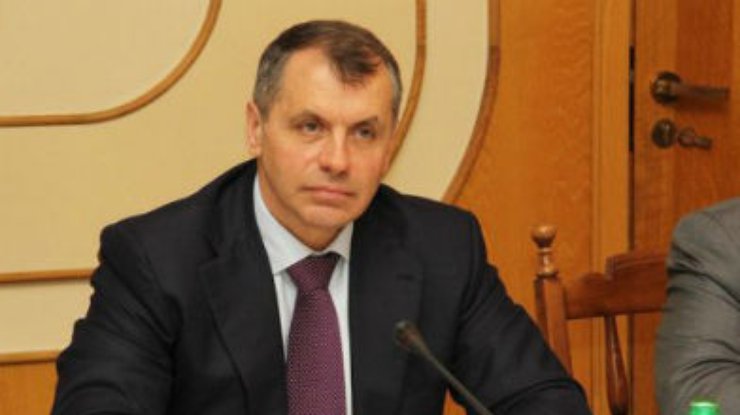 Спикера ВР Крыма Константинова пропустили в здание (обновлено)