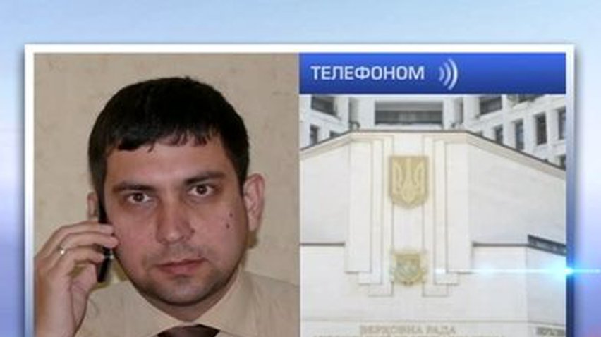 Неизвестные в униформе заняли здание крымского парламента
