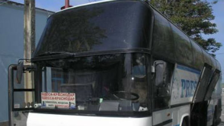 В Краснодаре приостановили рейсы пассажирских автобусов в Крым