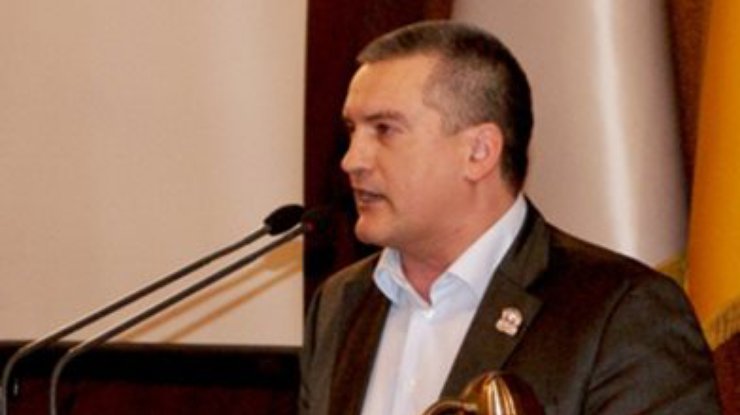 Премьер АРК рассказал, когда Крым наладит отношения с центральной властью