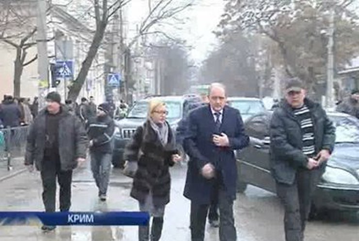Совмин Крыма был захвачен неизвестными вооруженными людьми