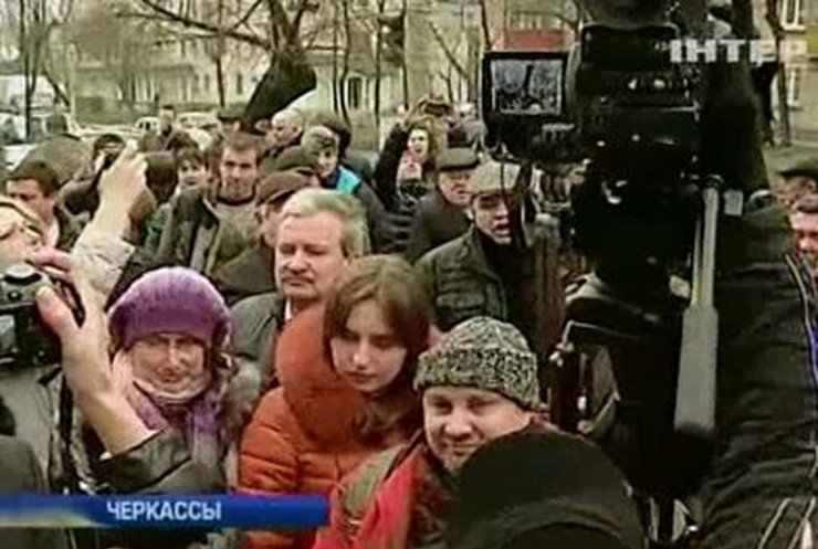 Черкассчане продолжают протестовать против нового начальника областной милиции