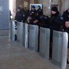Милиция усиленно контролирует здание Харьковской ОГА