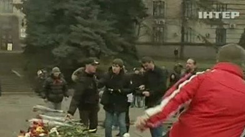 В городах Украины с погромами прошли пророссийские митинги