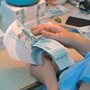 Падение рубля в России бьет исторические рекорды
