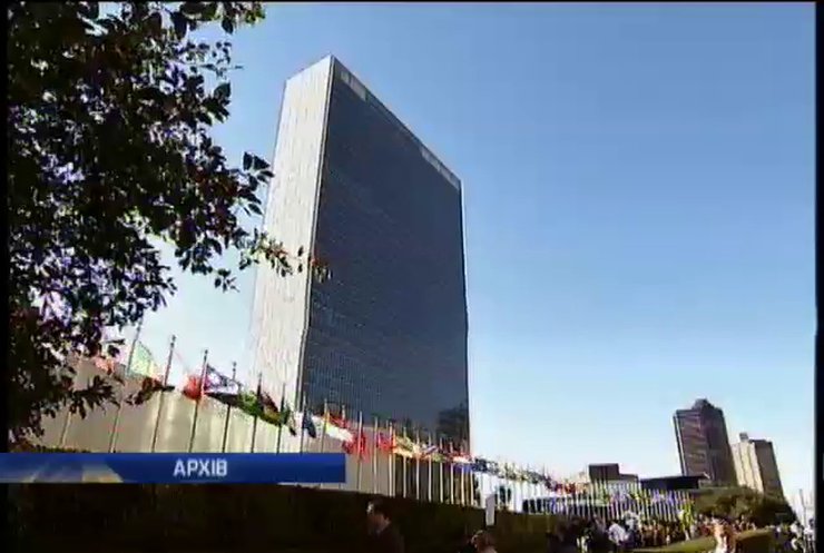 Ввести российские войска в Крым просил Янукович