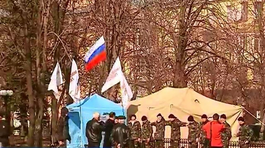 Луганские активисты организовали палаточный городок