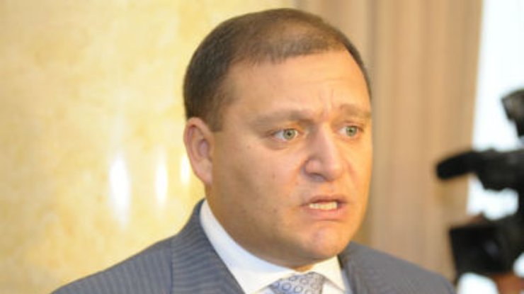 Добкин прорвался через пограничный контроль и скрылся в неизвестном направлении