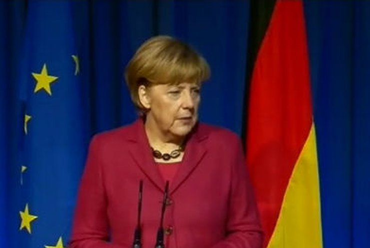 ЕС рассмотрит санкции в отношении России, - Меркель