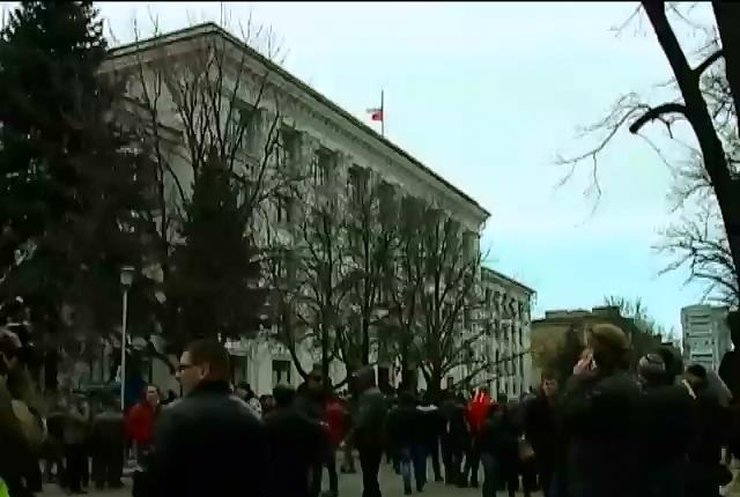 СБУ начало расследование по факту захвата Луганской ОГА