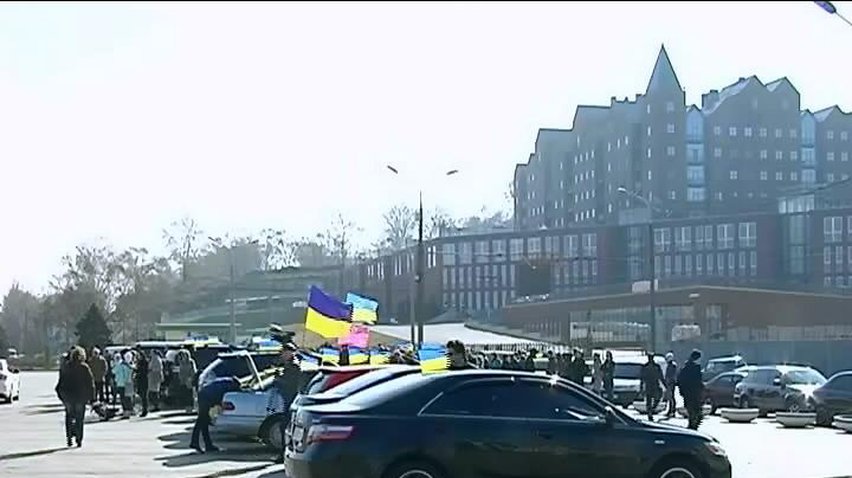 Из Днепропетровска стартовал автопробег в поддержку украинским военным
