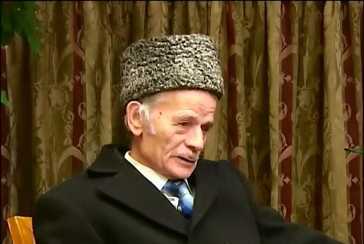 Мустафа Джемилев прибыл на переговоры в Москву