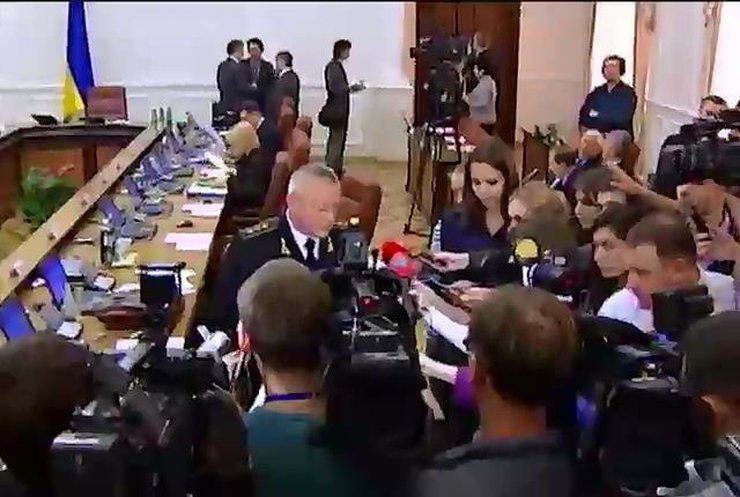 Тенюх заявил о готовности отражать нападение иностранных войск