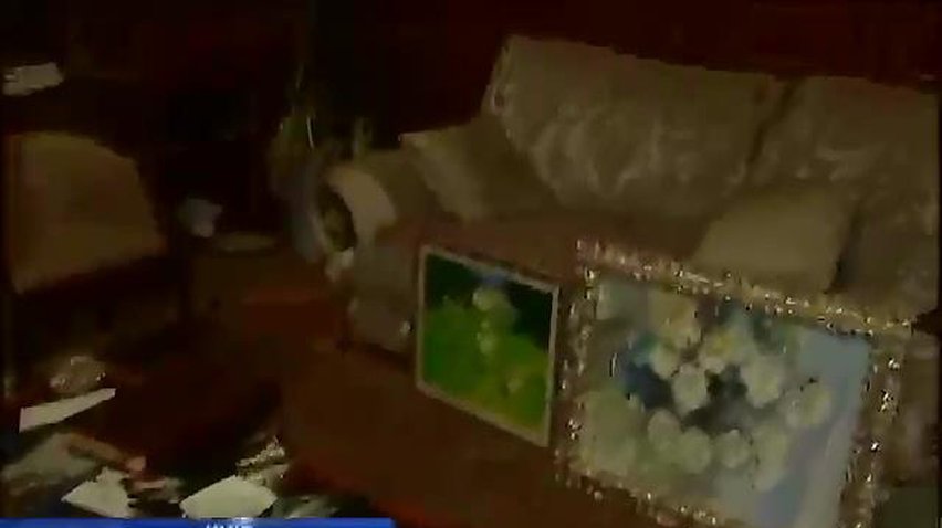 Неизвестные ограбили дом Андрея Кравца