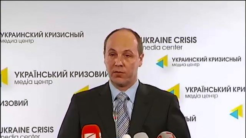 Парубий считает критической ситуацию с обороной границ