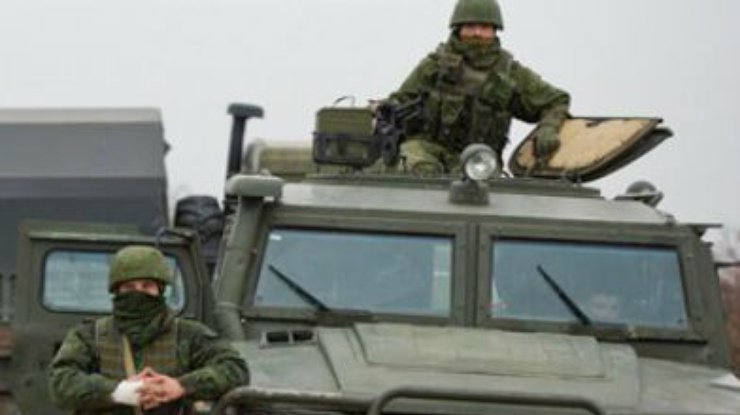 На аэродром "Кировское" доставляются грузы для российских военных