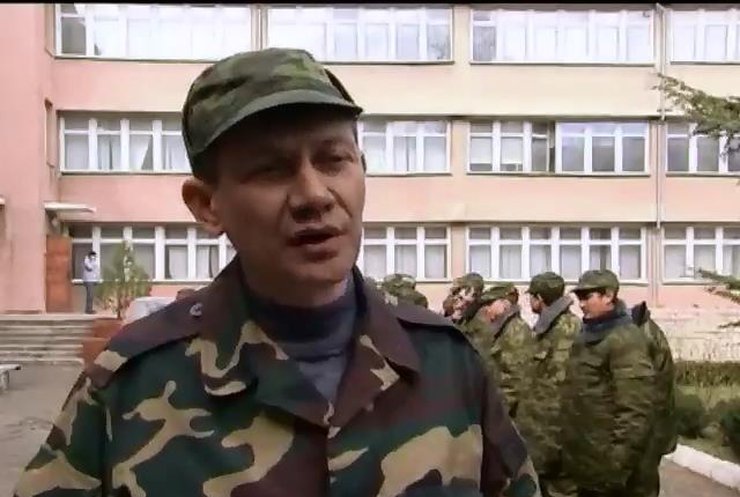 В Симферополе добровольцы приняли присягу на верность Крыму