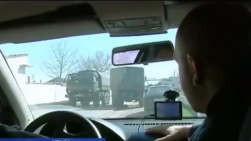 Сегодня на границах Крыма наблюдали предвижение военной техники