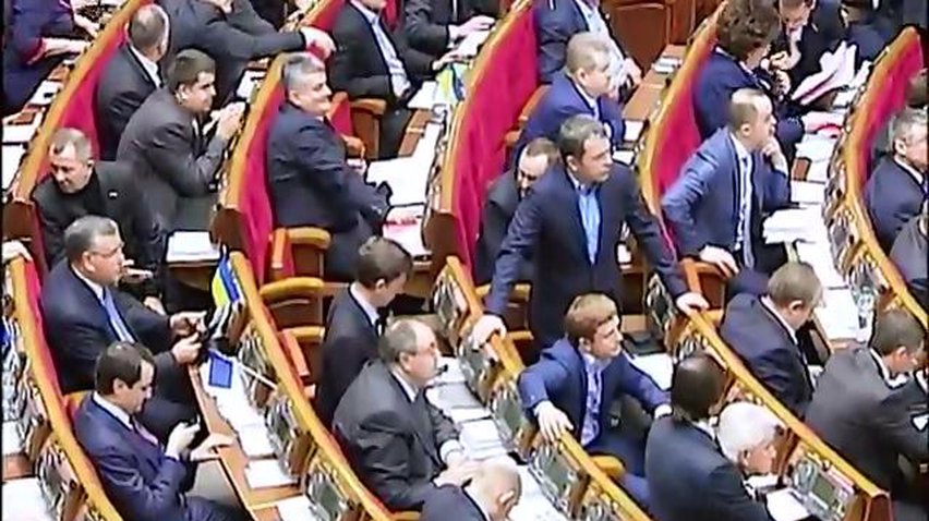 Рада создала Национальную гвардию и обратилась за помощью в ООН