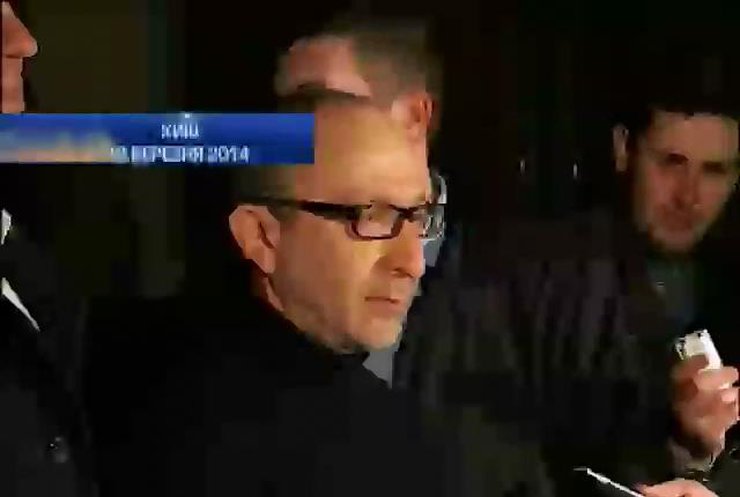 Кернес продолжает выполнять обязанности мэра, находясь под следствием