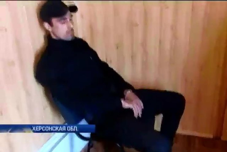 Херсонские пограничники задержали вооруженного чеченца