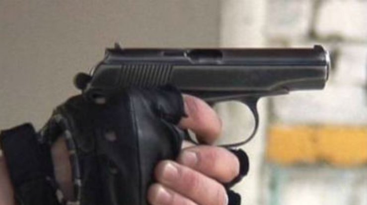 В Киеве в здании Дарницкой РГА ночью стреляли, есть пострадавшие