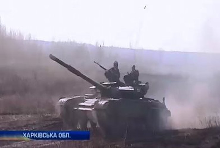 В Харьковской области на границу с РФ направили украинскую военную технику