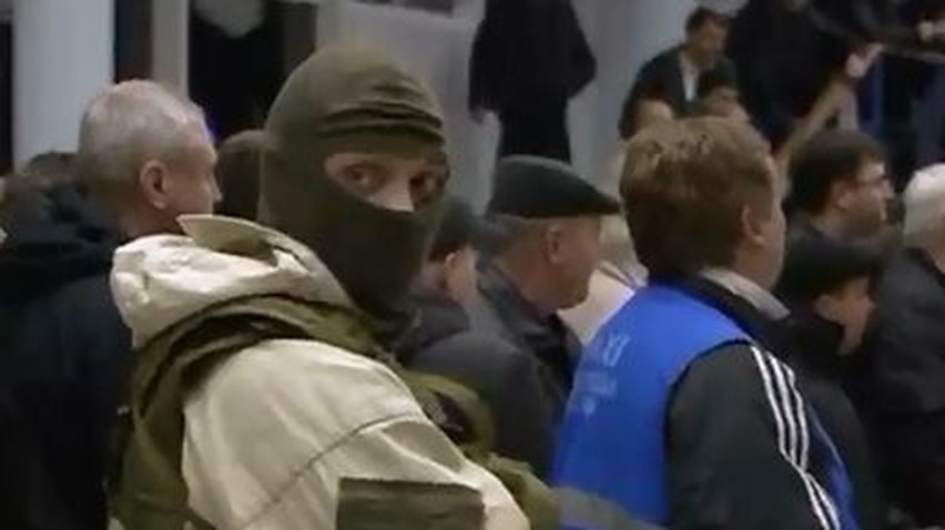 В Крым уже съезжаются наблюдатели