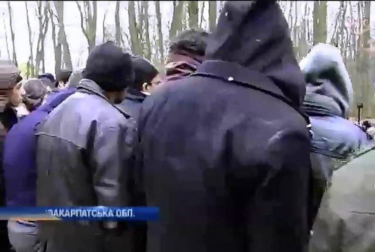 Закарпатские пограничники задержали 33 нелегала за ночь