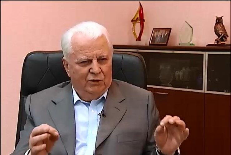 Кравчук советует руководству страны скорее начинать переговоры с Россией