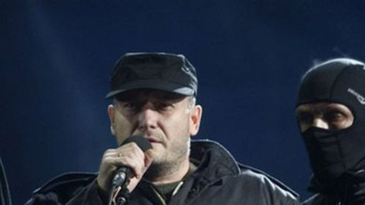 В "Правом секторе" считают, что кредит доверия власти исчерпывается