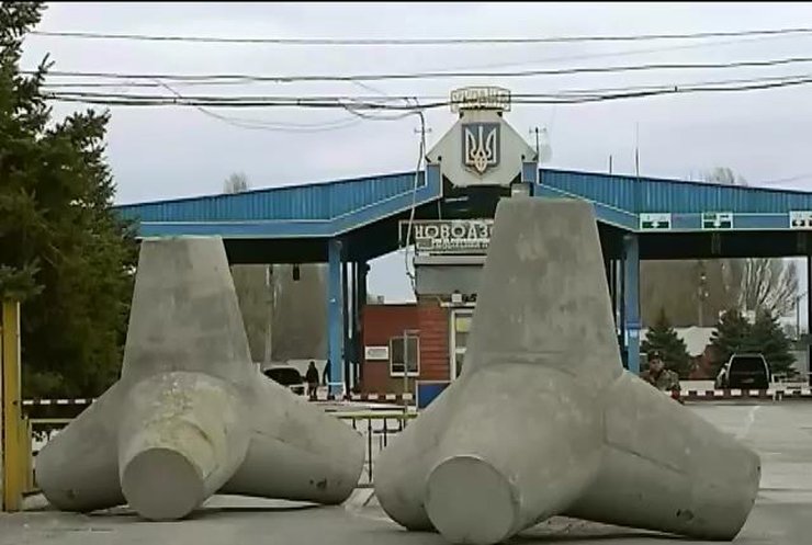 Власти готовятся отражать военное нападение на Востоке Украины