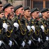 Украинские военные продолжат защищать корабли и военные части в Крыму, - Турчинов