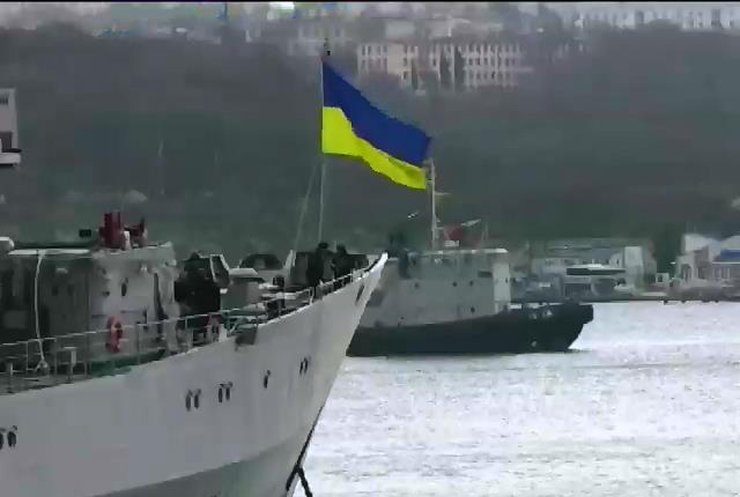 Украинским морякам предложили присягнуть на верность России