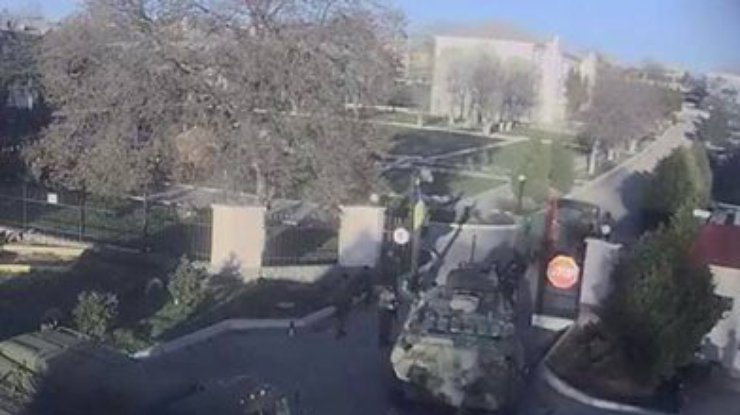Российский спецназ штурмовал воинскую часть на аэродроме "Бельбек", - Селезнев