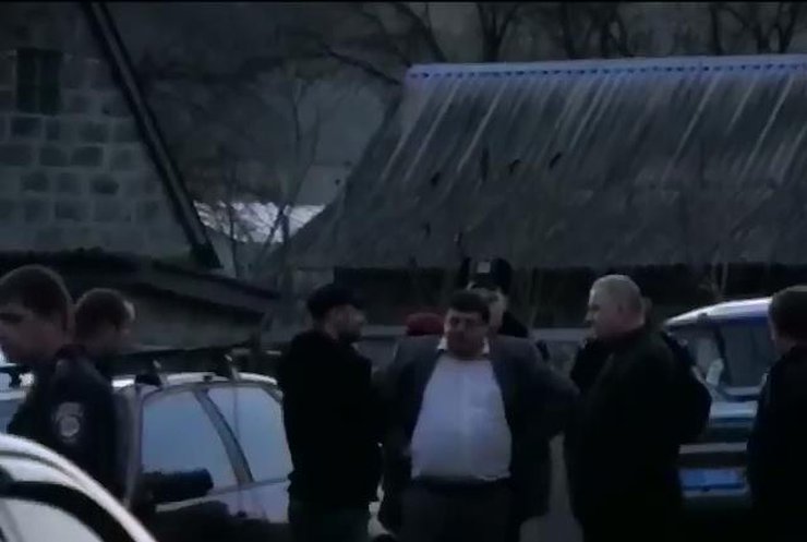 В дом Королевской ворвались "представители антикоррупционного комитета"
