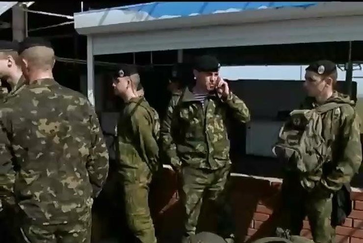 80 морпехов Феодосийского батальона переехали из Крыма на материковую часть