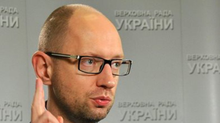 Правительство готово с 2015 года сократить количество налогов до восьми, - Яценюк
