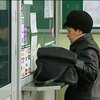 Банки Крыма начали выдавать зарплаты и пенсии в рублях