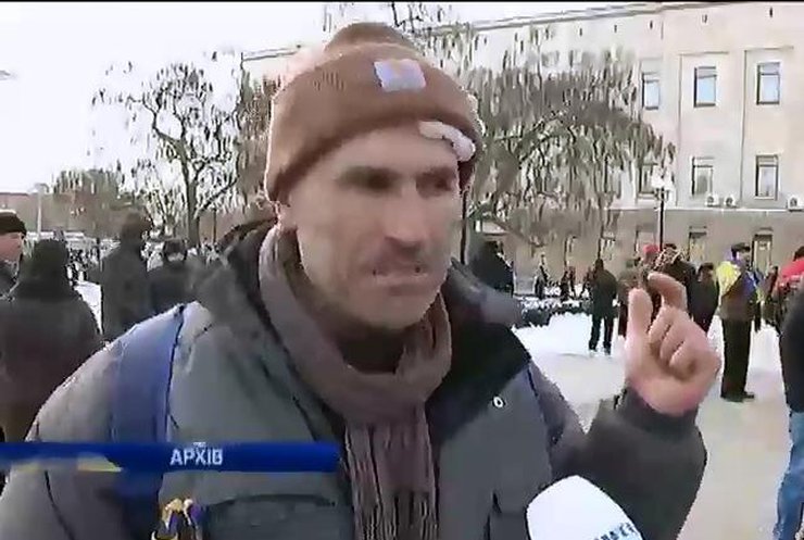 Кировоград почтил память героя Небесной сотни - Виктора Чмиленко