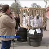 В Ивано-Франковске установили памятник Путину, Сталину и Киселеву