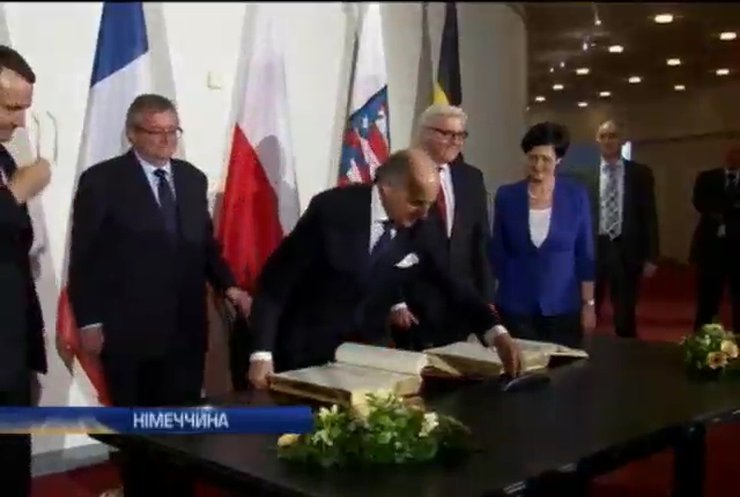 Главы МИДов Германии, Франции и Польши призвали Россию и Украину к диалогу