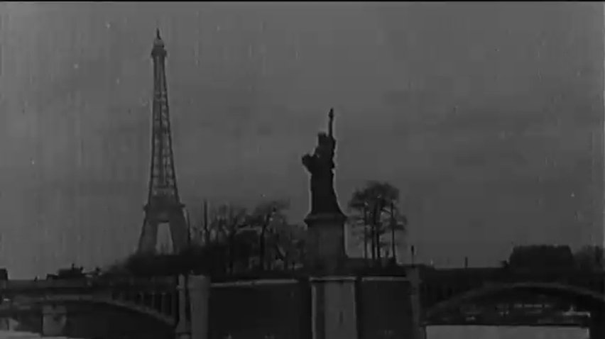 Эйфелева башня отметила 125-летие