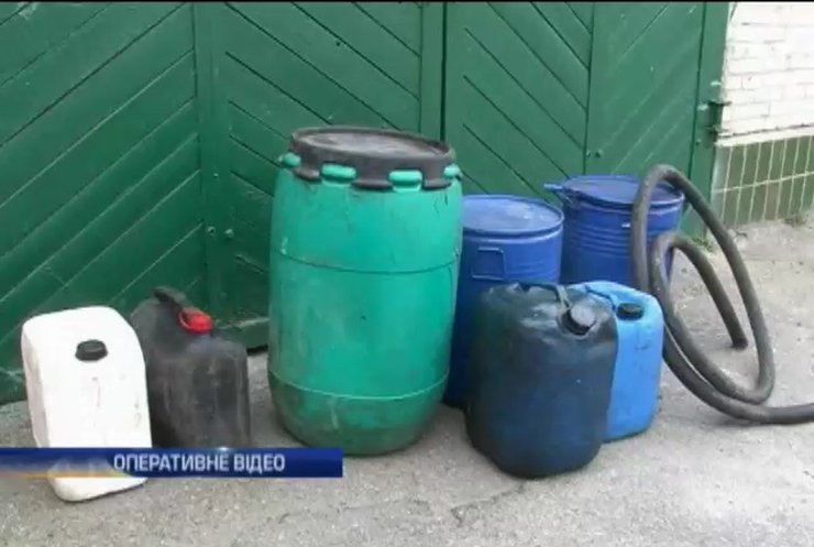 В Харькове поймали двух воров дизтоплива