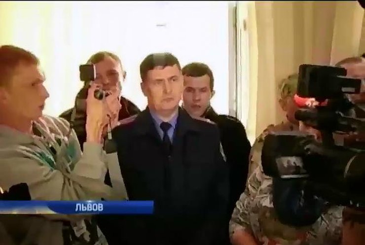 Львовские активисты вынудили подать в отставку начальника ГАИ